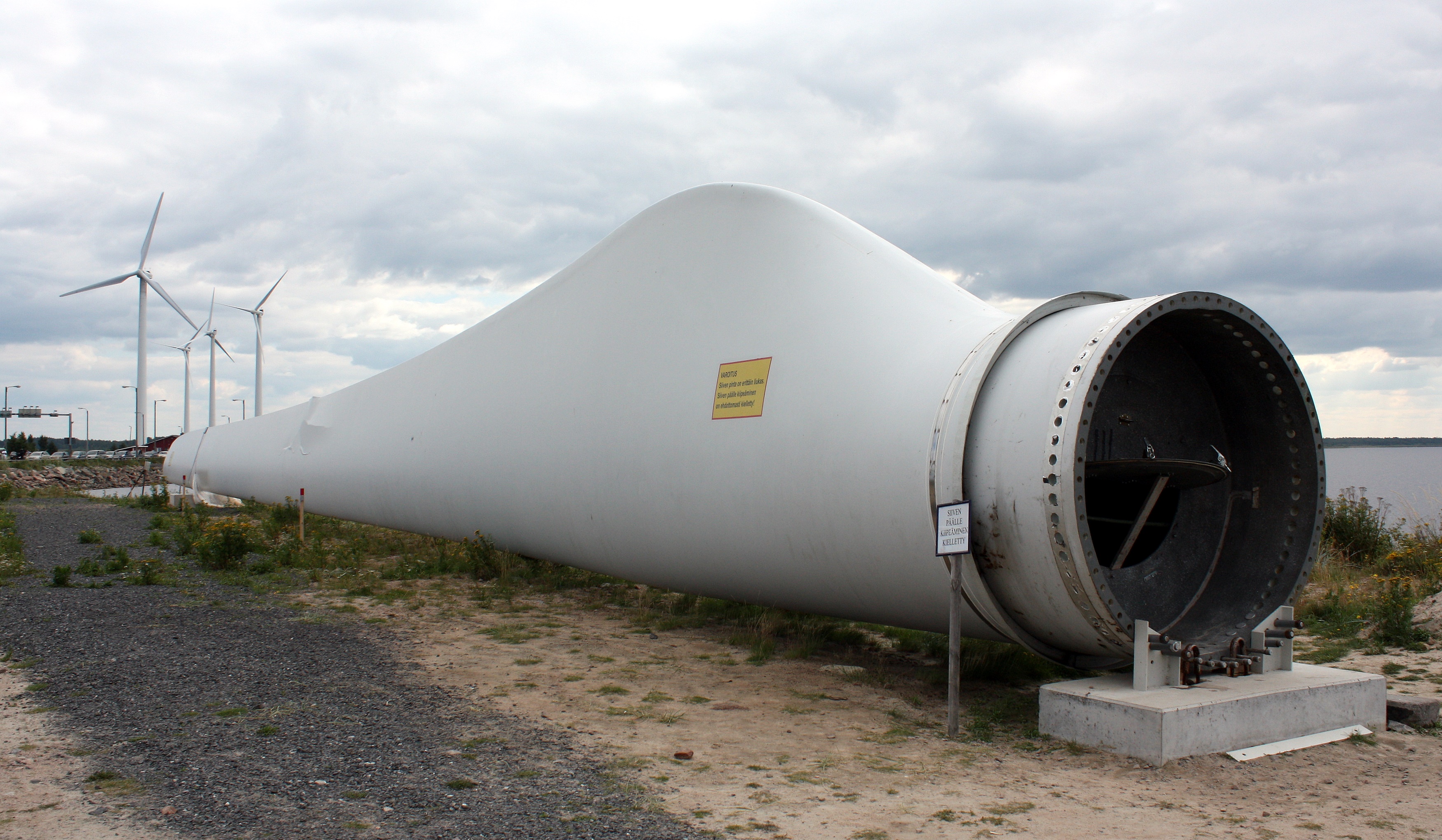 wind turbine accident